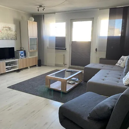 Luzy Apartment